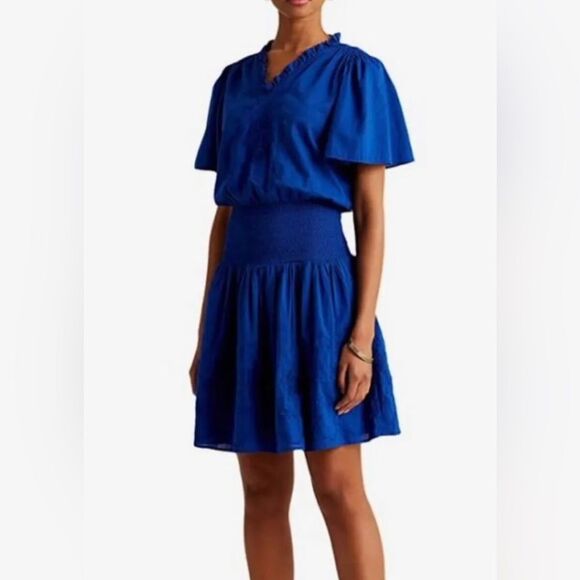 Lauren Ralph Lauren Dresses & Skirts - Lauren Ralph Lauren - Women's Ruffle Trimmed Dress - Size 4